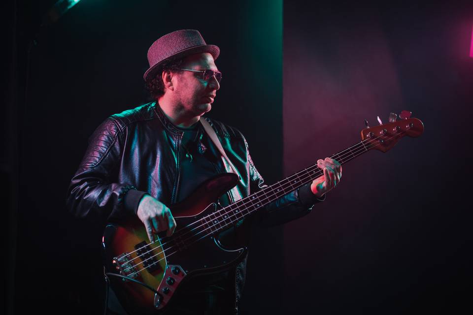 Salvatore Avella - Bass