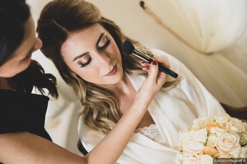 Anna Cais Bridal Stylist