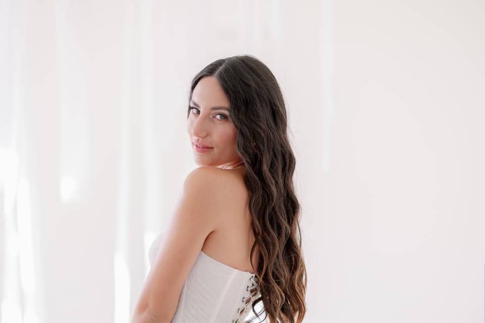 Anna Cais Bridal Stylist