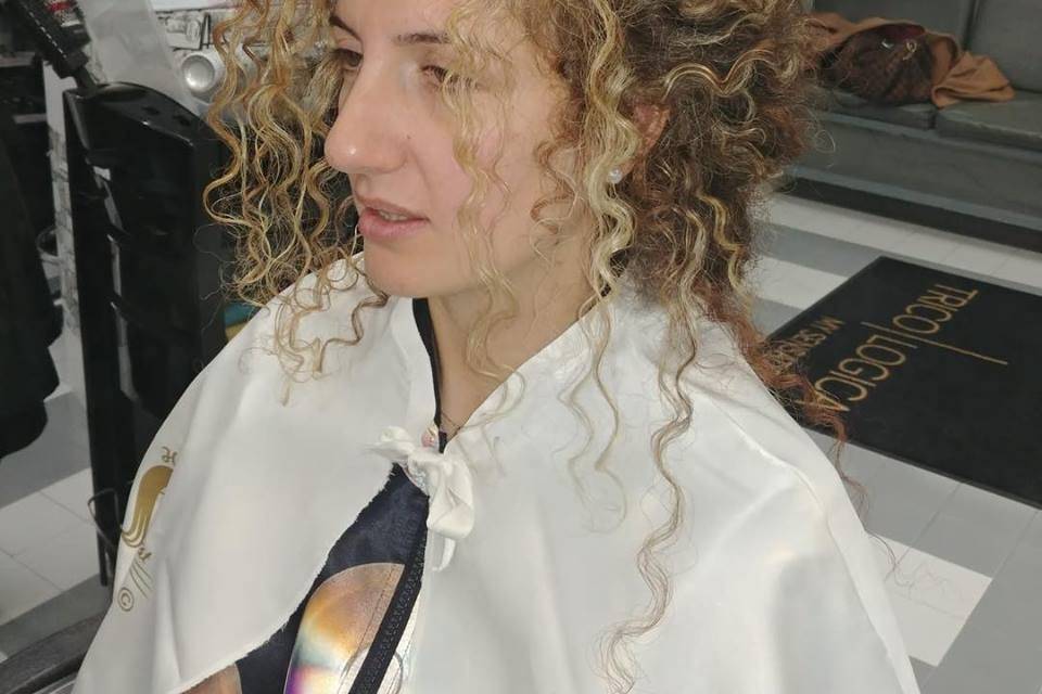 Maria Falcone Hairstylist