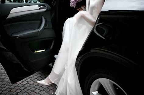 Sposa in auto