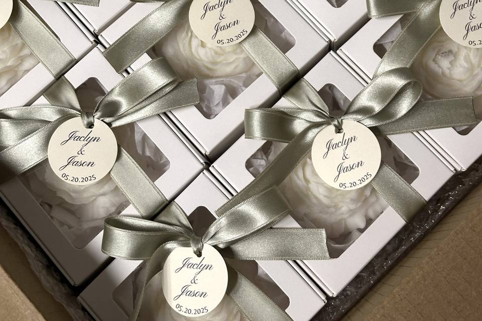 Peony candle