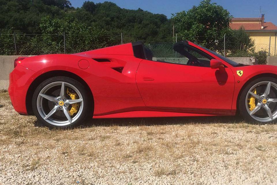 Ferrari 488 spider