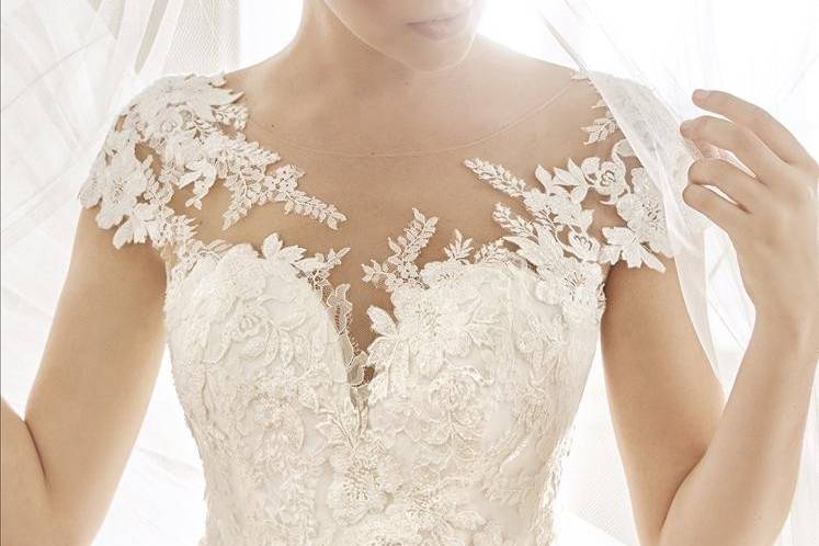 La sposa by Pronovias