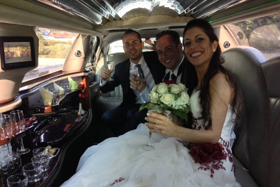 Matrimonio Luxury Limousine