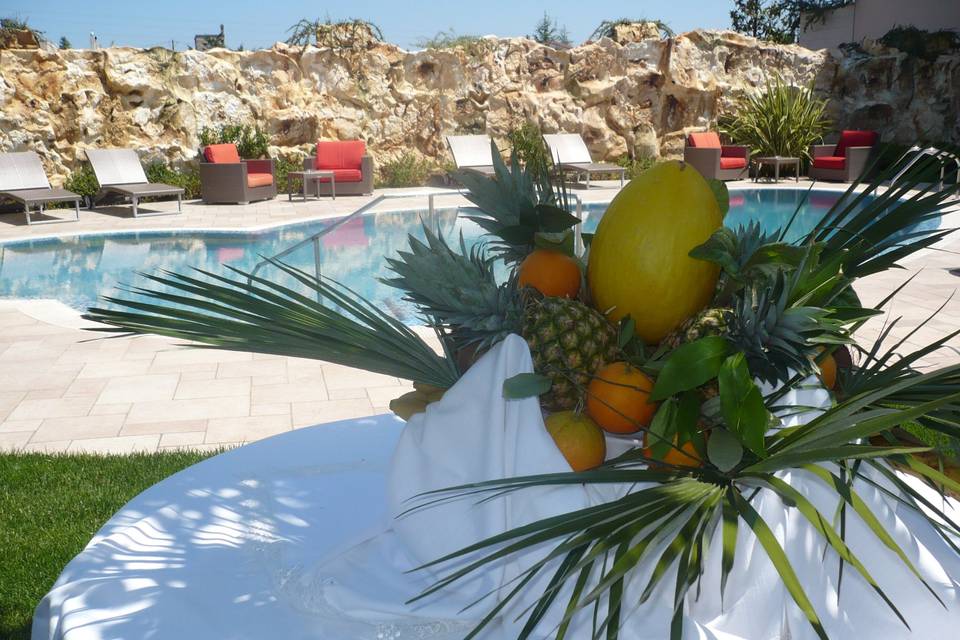 Aperitivo in piscina