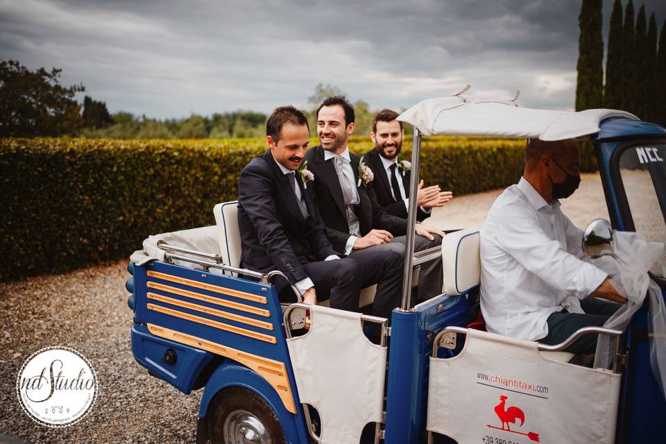 Groom on an apecar