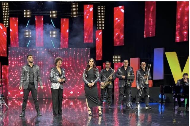 Trasmissione  LIVE SHOW