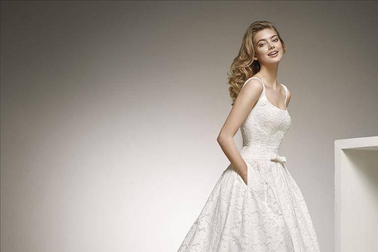 Pronovias - Debut