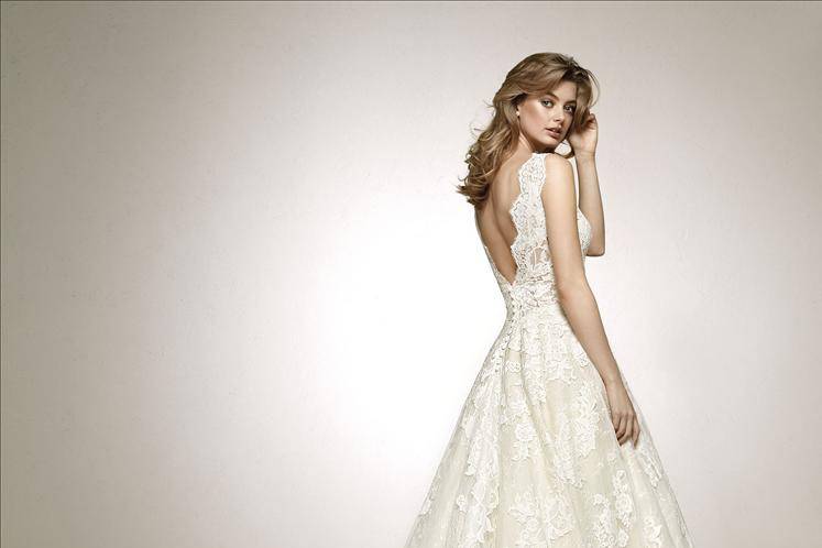 Pronovias - Devany