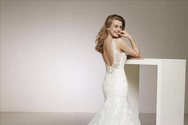 Pronovias - Divis