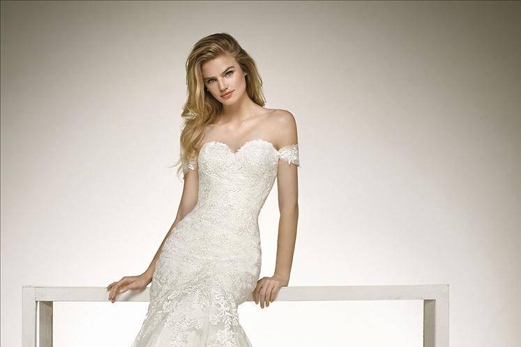 Pronovias - Divis