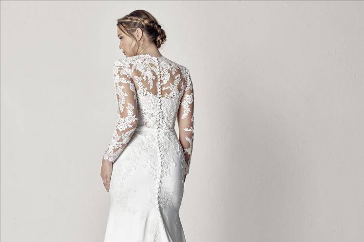 Pronovias Plus