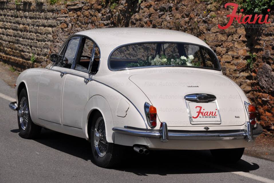 Jaguar mk2 (interni in pelle neri)