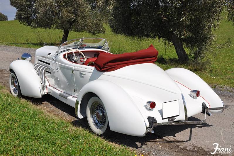 Auburn Cabriolet 4 posti