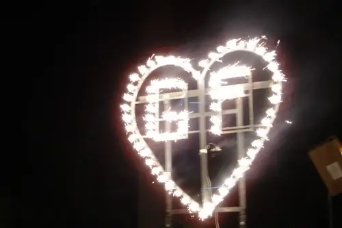 Cuore Luminoso Al Neon Per Mamme E Matrimoni Di San Valentino