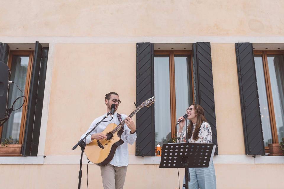 Luelo Acoustic Duo