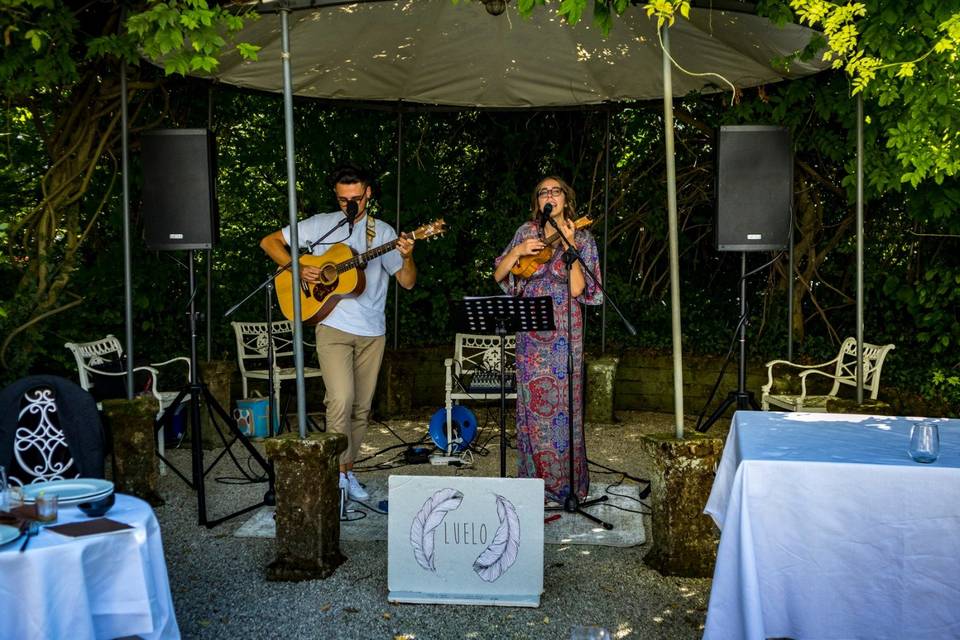 Luelo Acoustic Duo