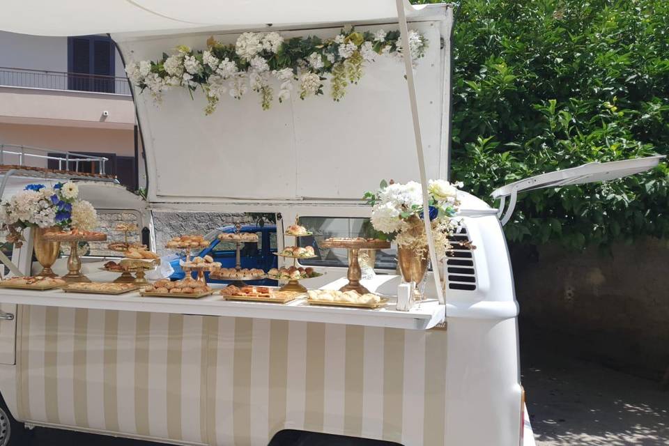 Aperitivi bulli avorio
