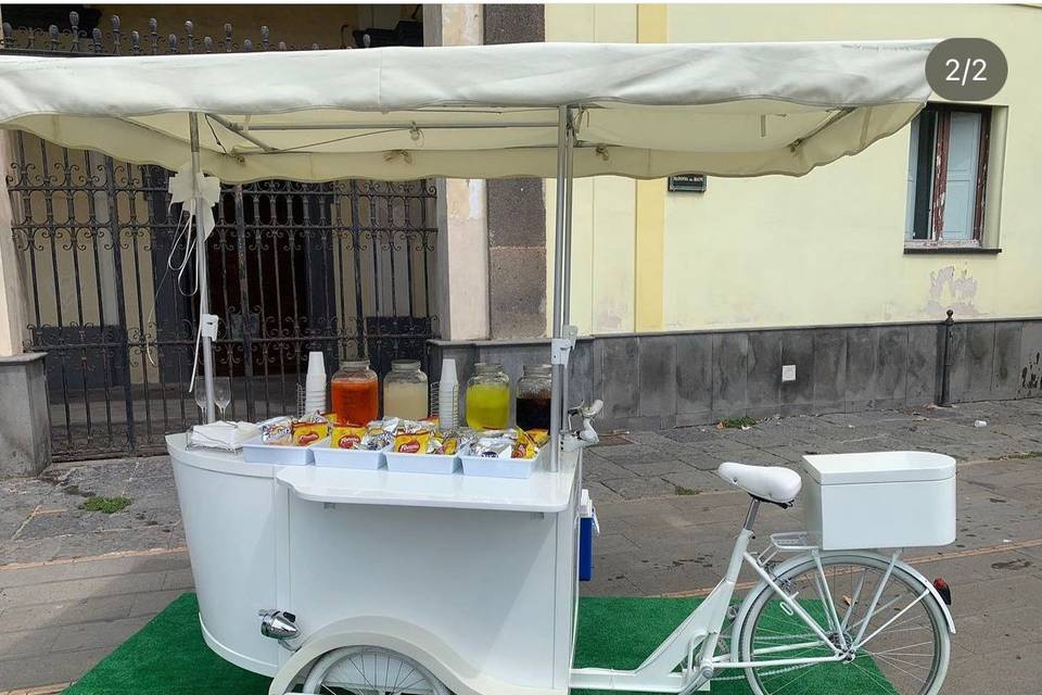 Mini aperitivo in bicicletta