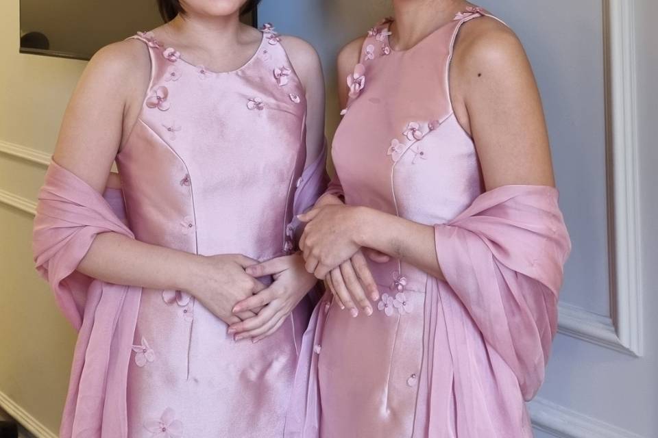 Damigelle con un trucco nude