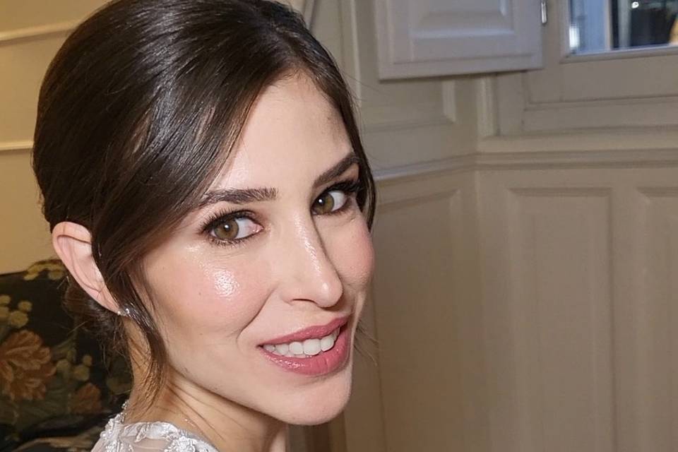 Glam makeup