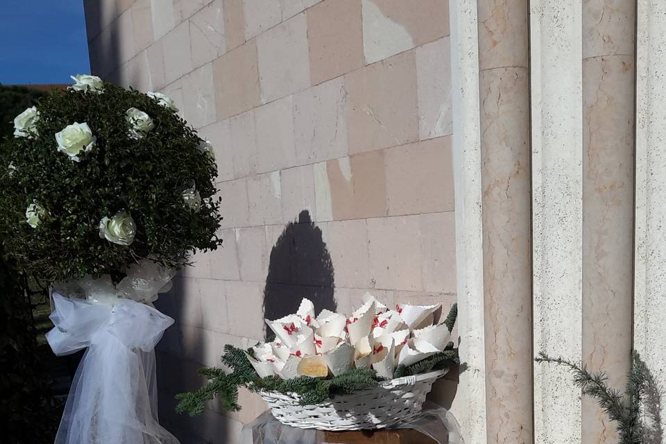 Esterno chiesa ad Assisi