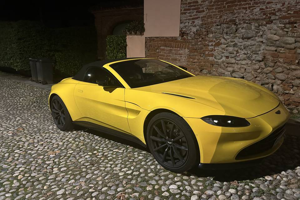 Aston vantage