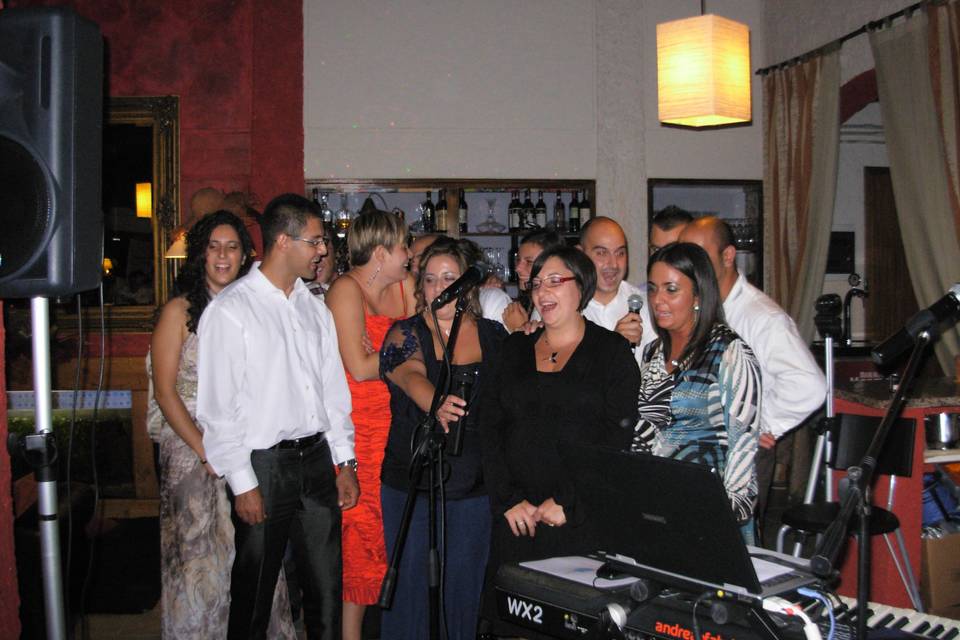 Karaoke di gruppo!