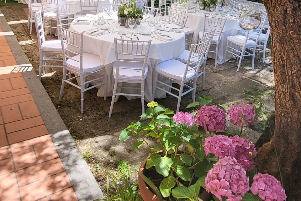 Sala in giardino al Casale l'A