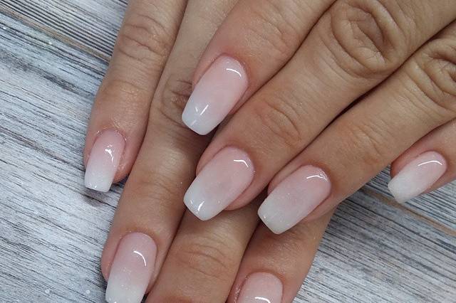 Babyboomer romantic nails