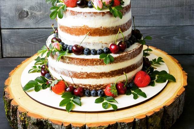 Naked cake