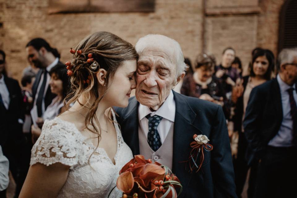 La sposa con il nonno