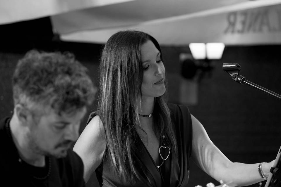 Senso Inverso Trio Acustico