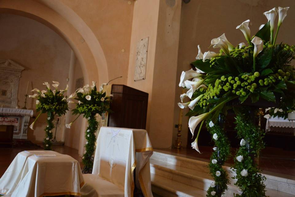 Composizioni con ferro battuto