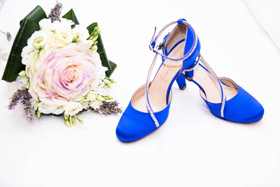 Scarpe e bouquet