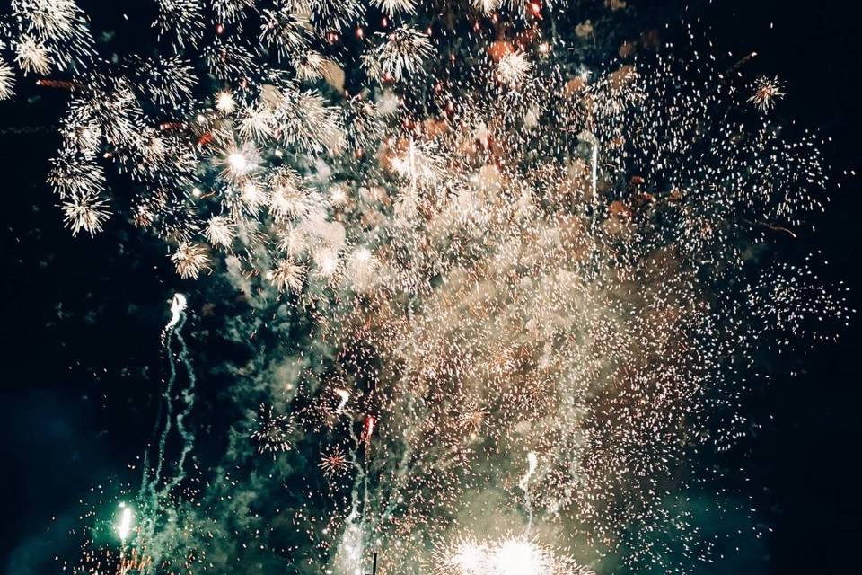 Maggio Fireworks