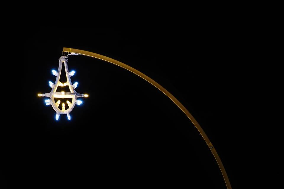 Lampadario con struttura