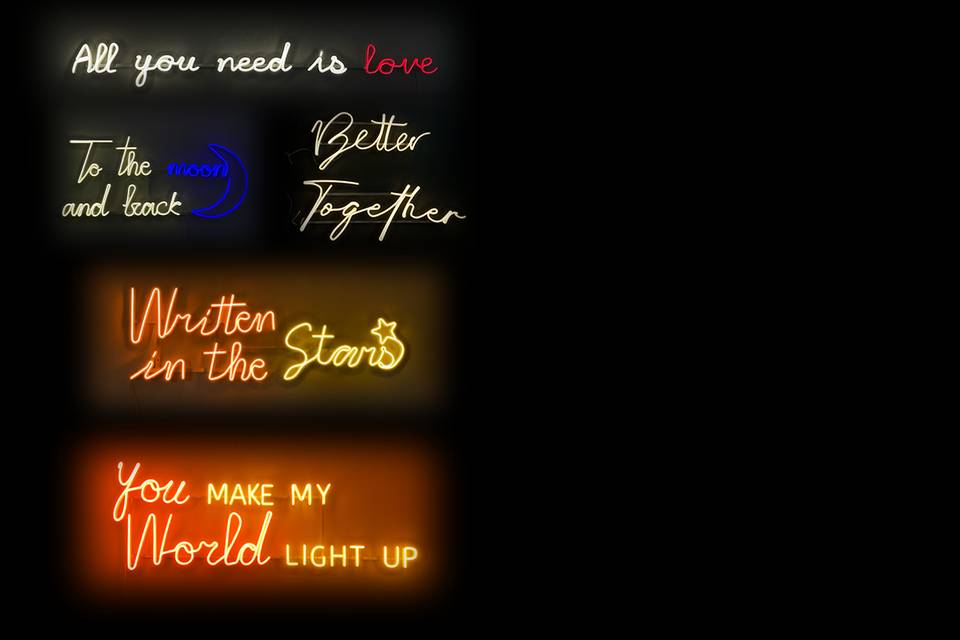 Scritte luminose 2