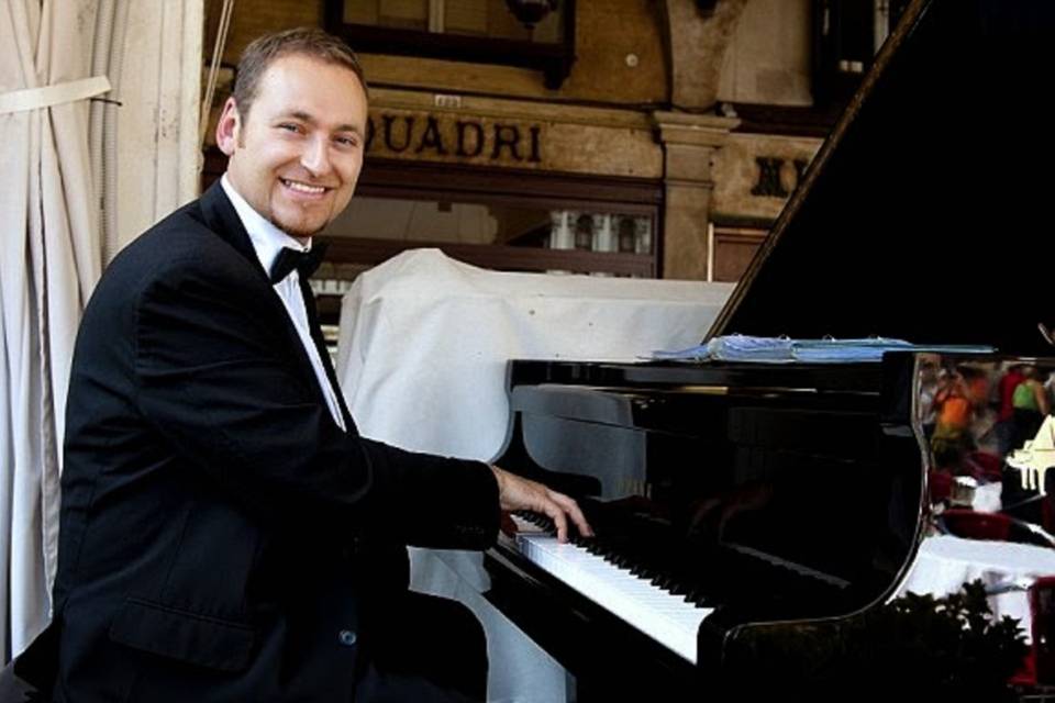 Pianista per eventi a Milano