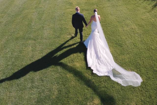 Wedding content creator