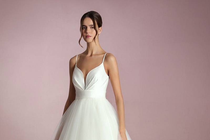 WhiteOne by pronovias