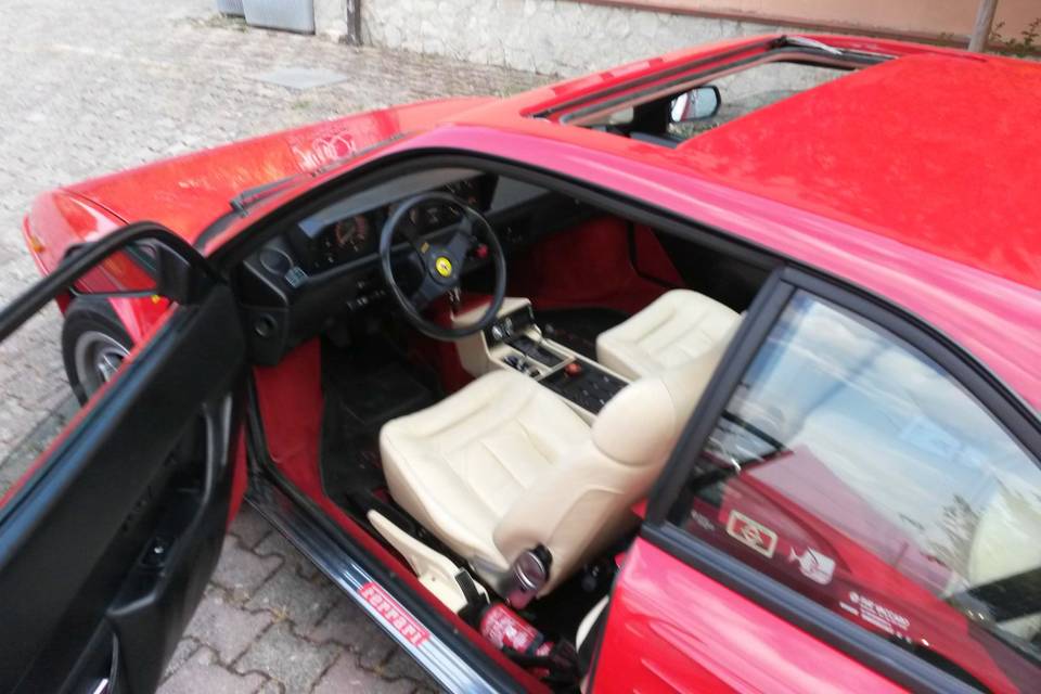 Ferrari MONDIAL  4 posti