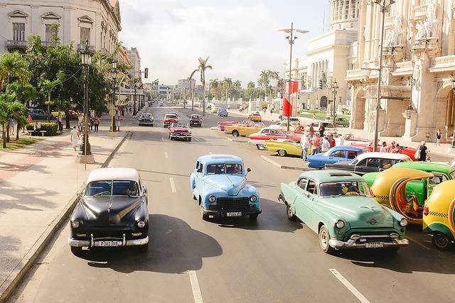 Viaggio di nozze a Cuba, Havan