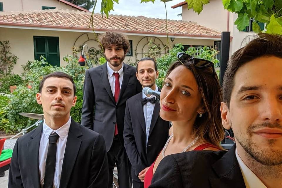 Sweet Dreams Live Band