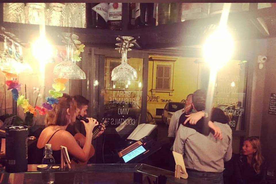 AcuDuo live at @Freeda