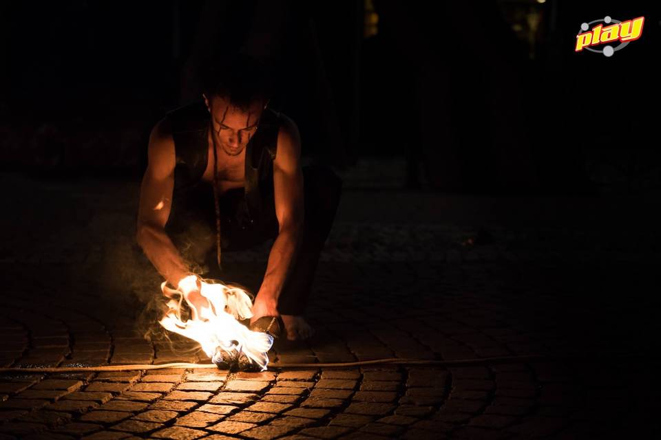 Yantra - Spettacoli e Artisti