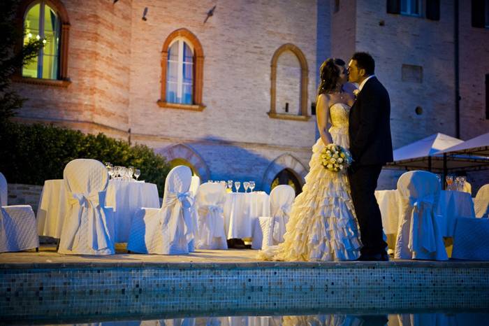 Romantico bordo piscina