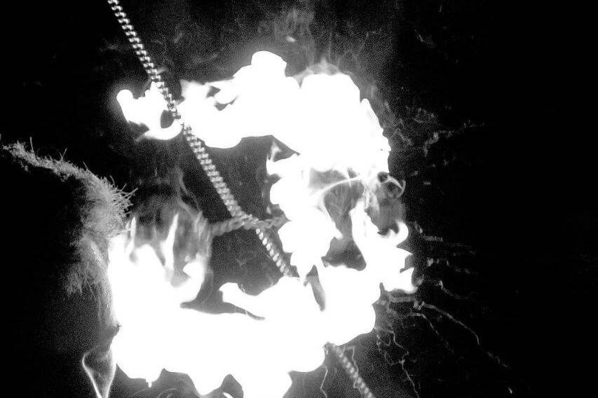 Fire show chain