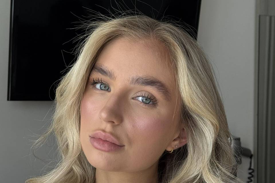 Modella